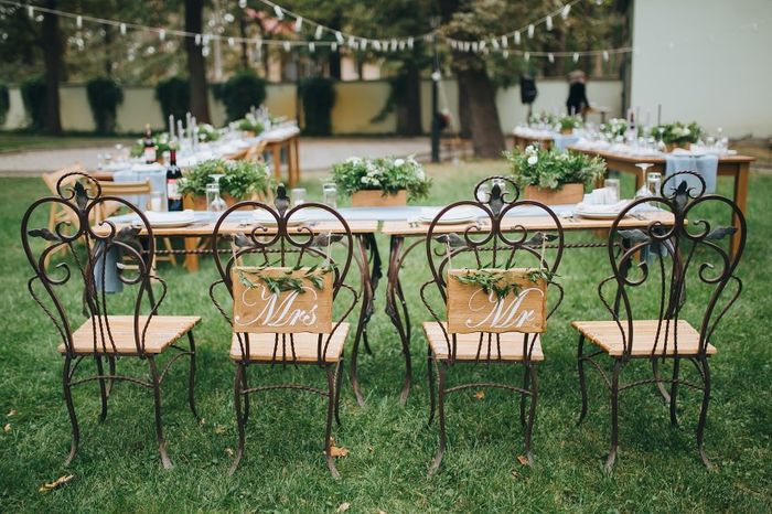 ¡Conoce los diferentes tipos de sillas para tu boda! 6