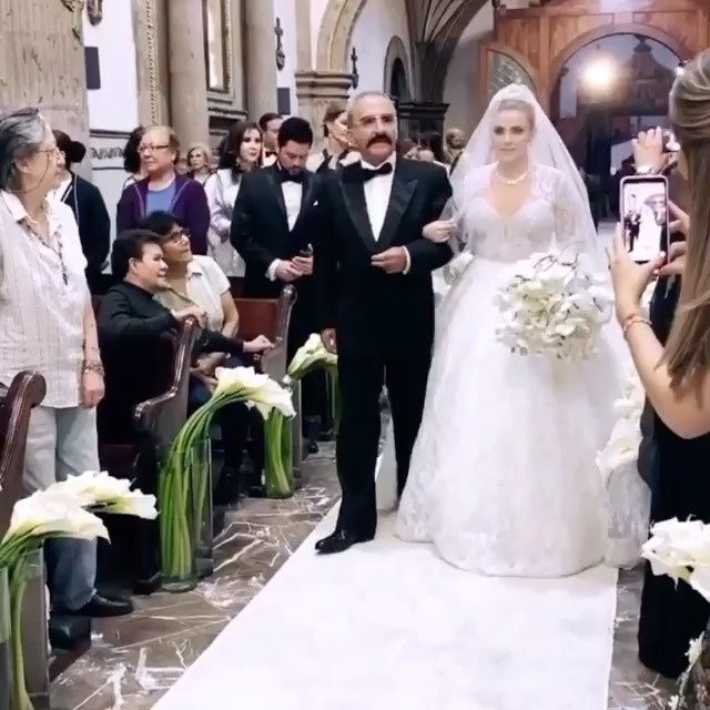 La boda de la nieta de Vicente Fernandez 6