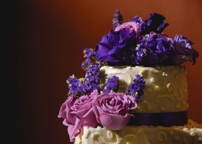 ¡Pastel de bodas en morado! 1