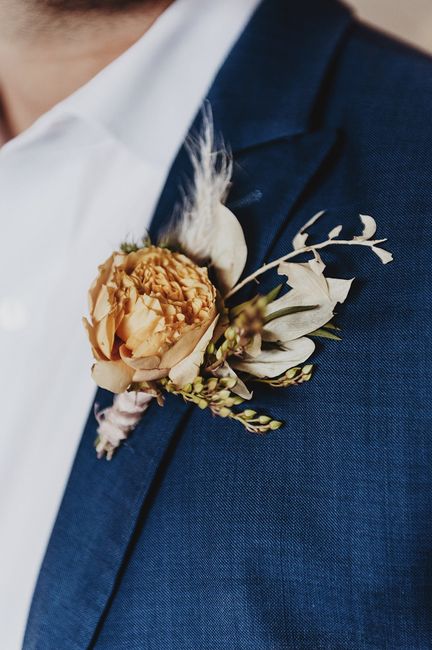 ¿Buscando ideas para el boutonniere ? Aquí te dejo 7 ideas 2