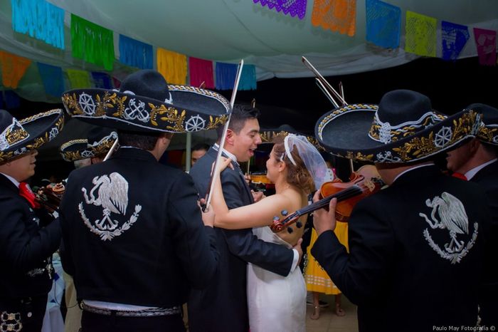 ¿Cuál es el mejor vestido para una boda mexicana? 1