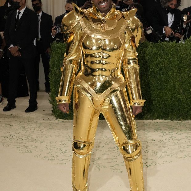 Los looks más extravagantes del Met Gala 2021 8