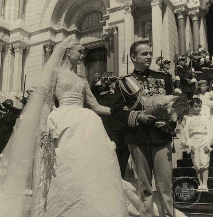 Grace Kelly para la ceremonia religiosa de Helen Rose