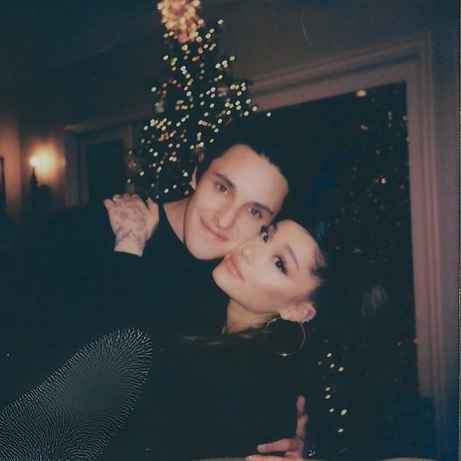 ¡Ariana Grande se casa en secreto!💍 - 2