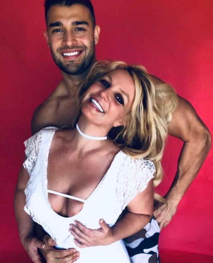 Oh Yes! She did it again! Britney Spears se acaba de comprometer! 🥰💍 - 5