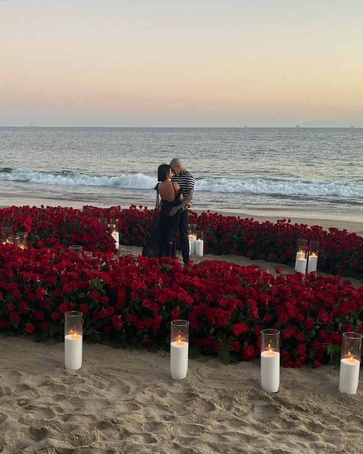 ¡Kourtney Kardashian está comprometida! - 2