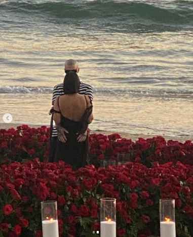 ¡Kourtney Kardashian está comprometida! - 3