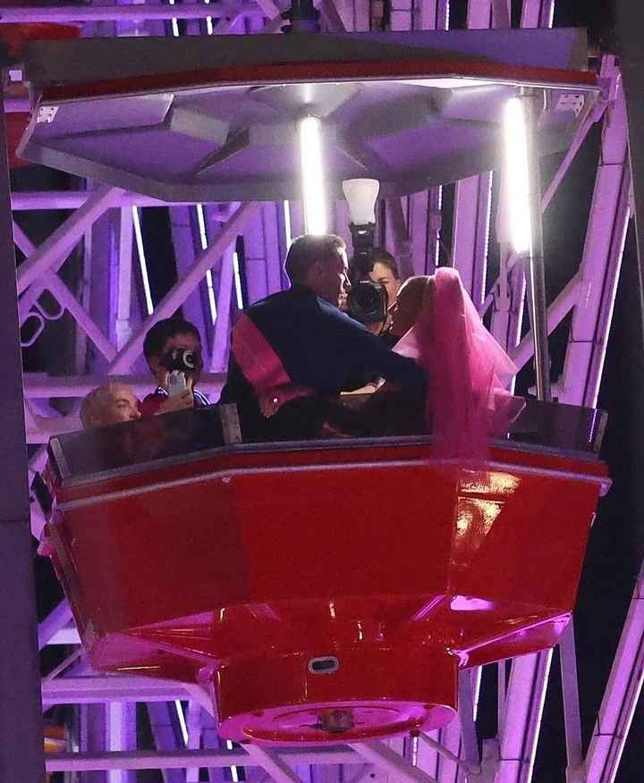 La boda Neon y Vestido de Novia Rosa de Paris Hilton! - 4