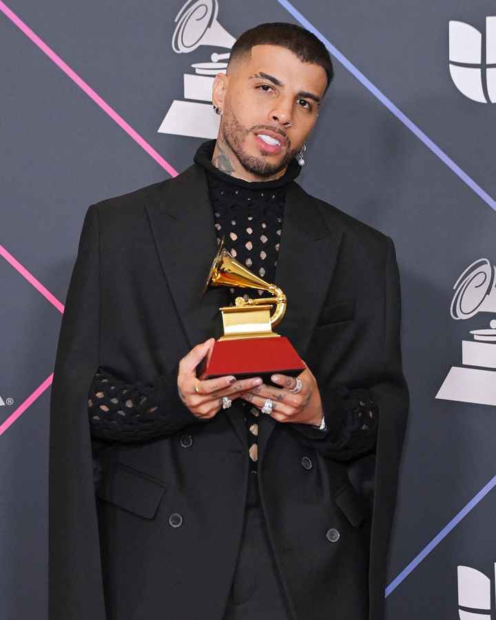 Los looks más originales de la alfombra roja de los Grammy Latinos 2021 - 7