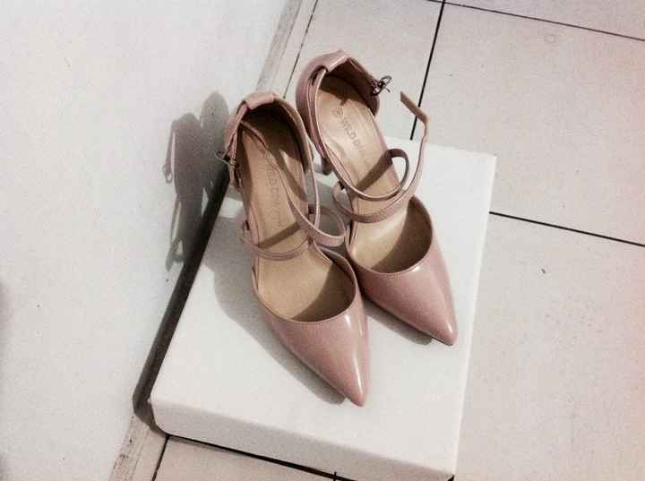 Invitaciones y zapatos listos :) - 4