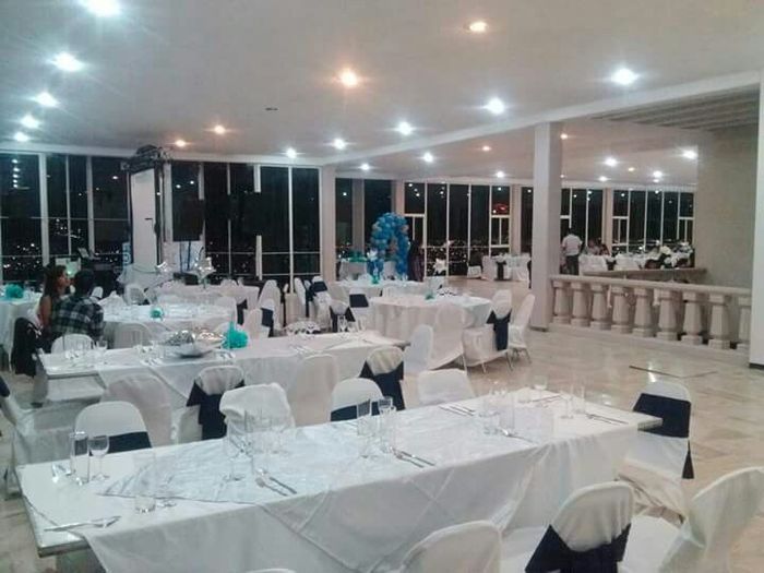 ¿mesa de novios, pista iluminada ? necesaria? - 2