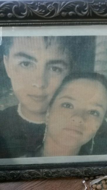 Porque Vivir es recordar, Cual fue su primera foto de novios ? - 1