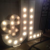 Letras vintage y mesas - 1