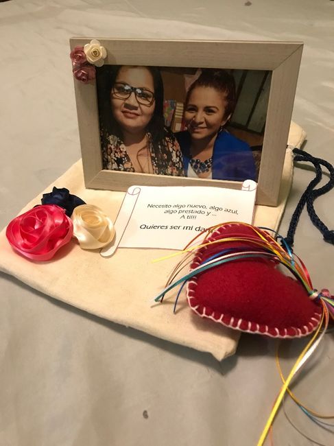 quinta dama (ella es mi madrina de XV)