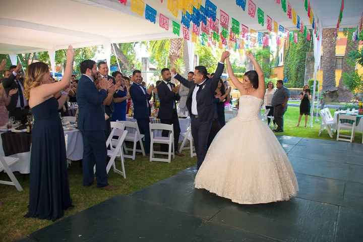 Mañana cumplo 2 años felizmente casada! - 4