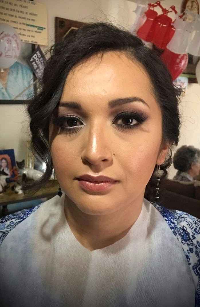 maquillaje y peinado