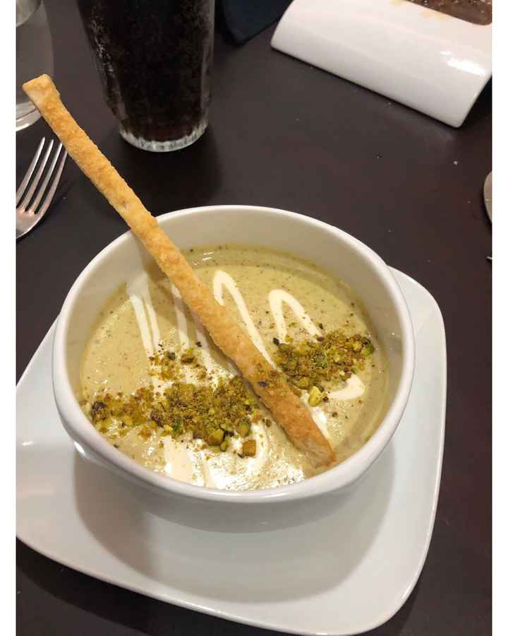 ENTRADA CREMA DE PISTACHE