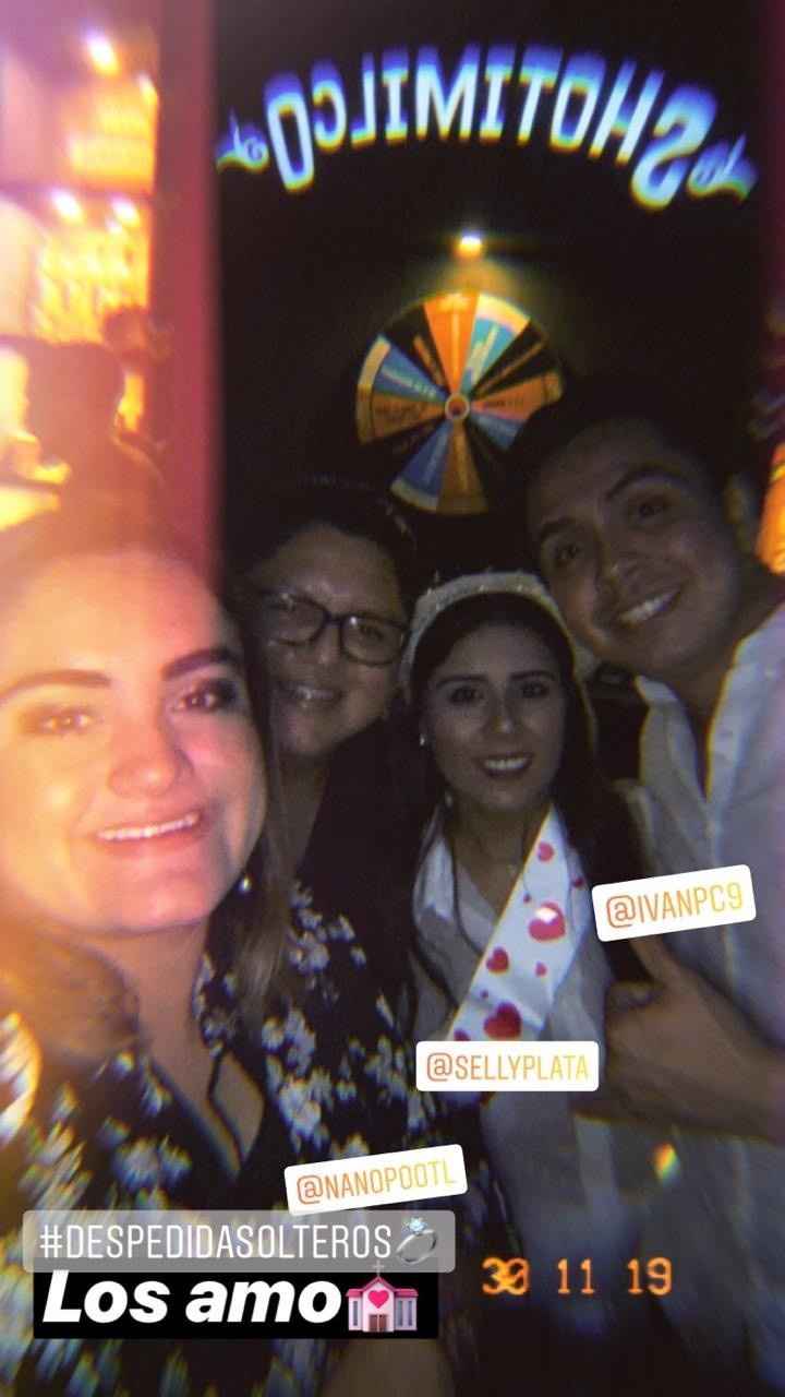 Con los padrinos de velación