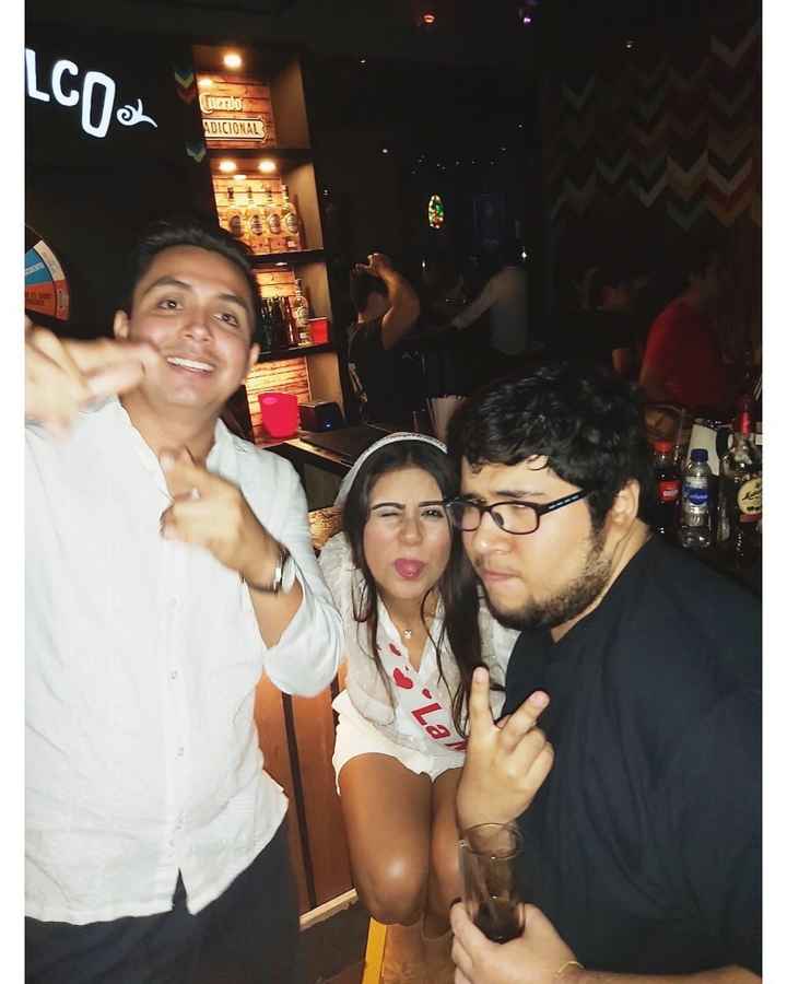 El novio ya andaba drinkis