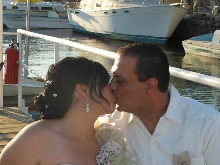 loving kisses