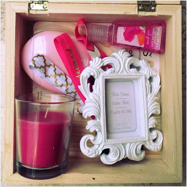 Detalles para las damas y dama de honor - 1