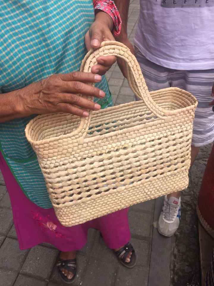 Ayuda con bolsas - 1