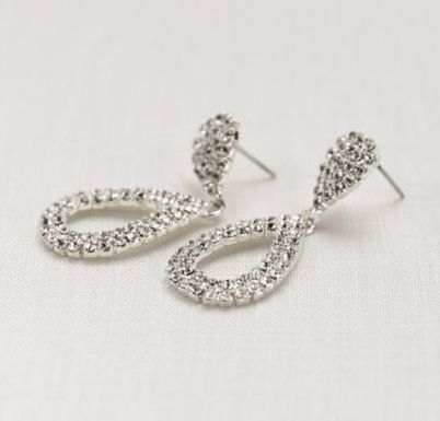 Aretes gota sin relleno