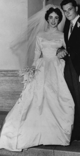 Hermosa en cada boda (6!!!!)