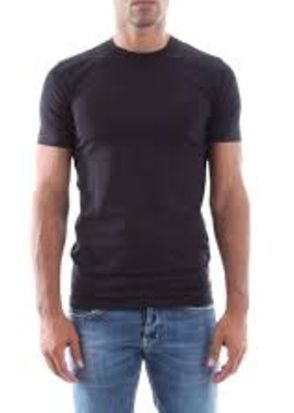 solo cambiale el color de la playera