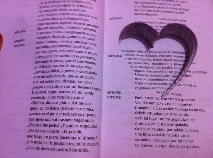 Nuestras argollas y nuestro porta argollas <img class=