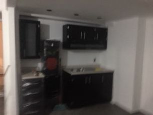 cocina chocolate muros blancos