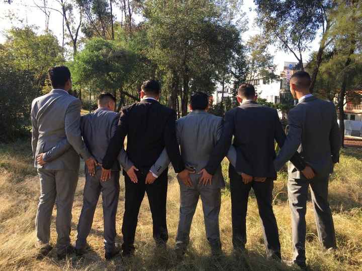 los damos agasajados