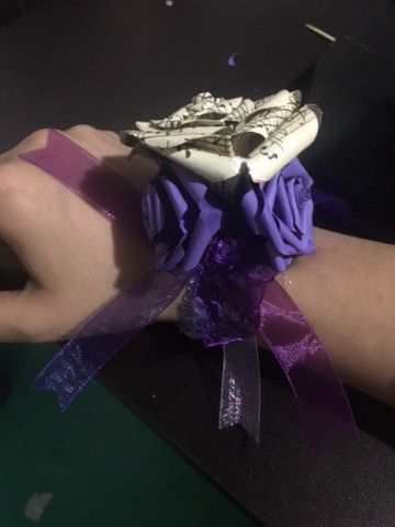 corsage