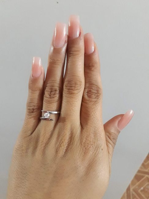 Hubiera elegido otro anillo de compromiso: ¿V o F? 22