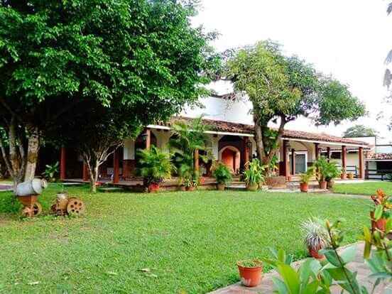 Enamorada, pero confundida: ¿Salón o jardín? - 1