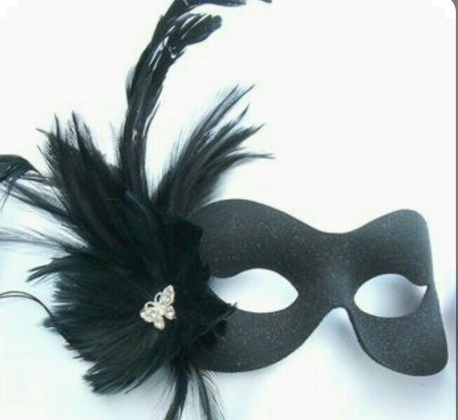 Baile con antifaces. - 8
