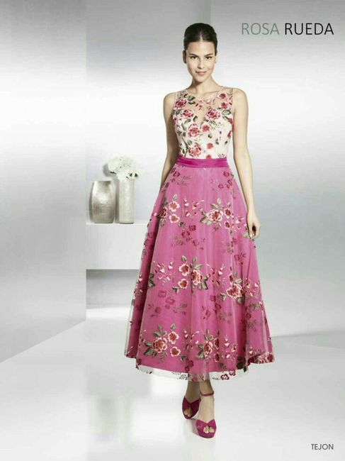 Outfit de invitada en rosa - 1