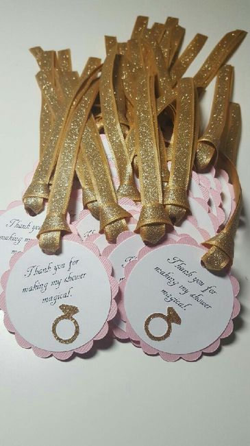 Distintivo para despedida en color Rosa - 7