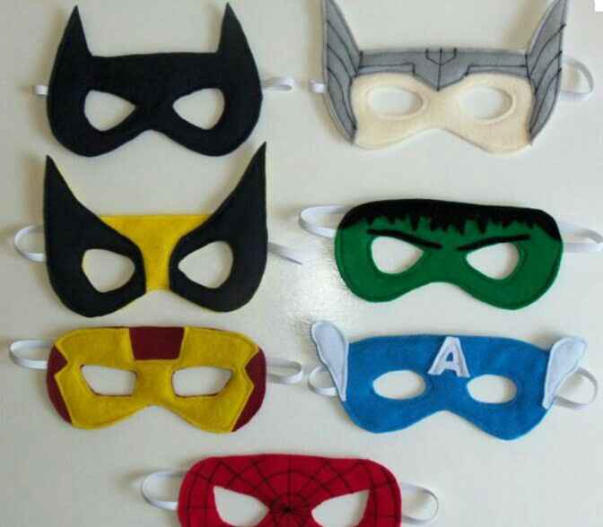 Baile con antifaces. - 2