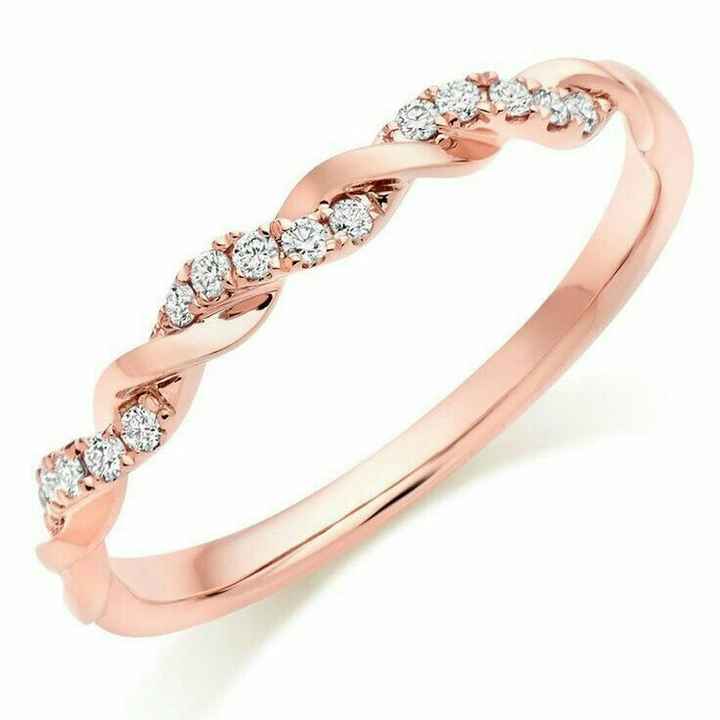 Anillos y argollas en oro rosa - 2