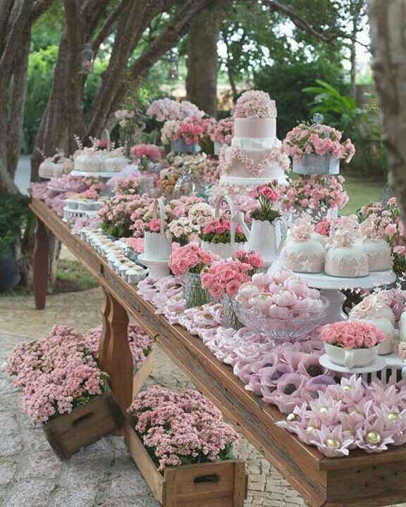 Mesa de postres rosa en tu despedida - 2