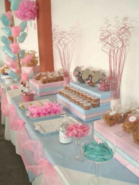 Mesa de postres rosa en tu despedida - 10