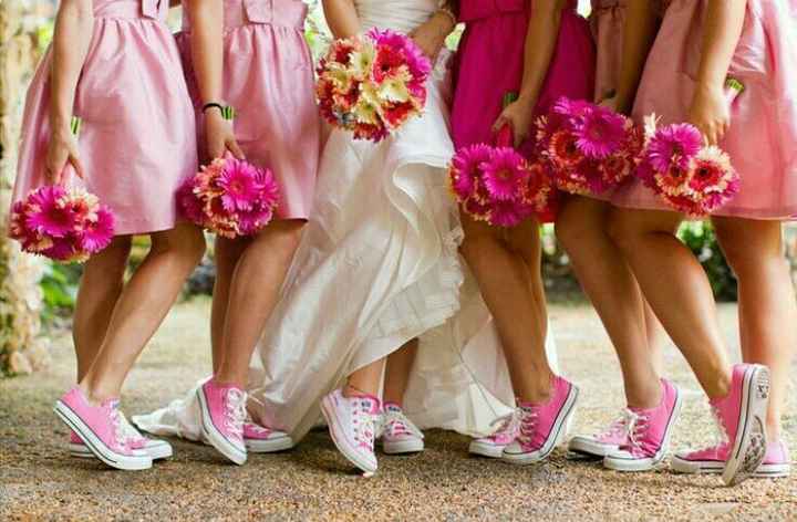 Novia con tenis color rosa - 9