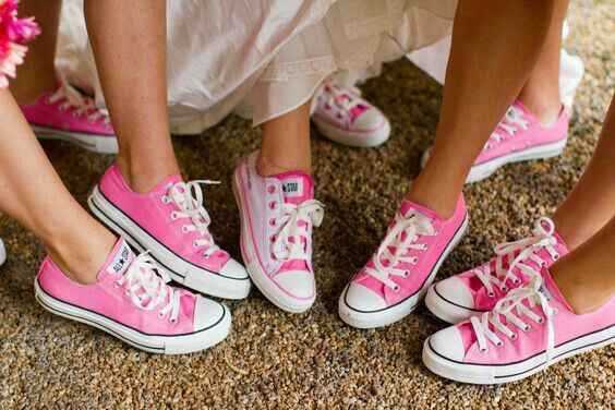 Novia con tenis color rosa - 10