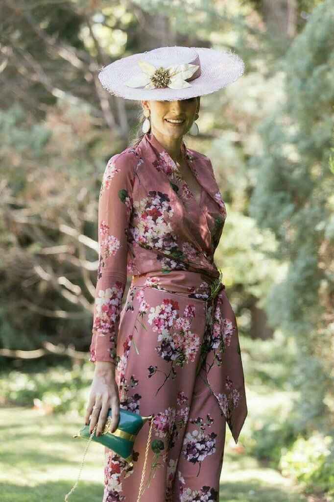 Outfit de invitada en rosa - 4