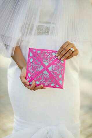 Papel picado Rosa para decorar - 2