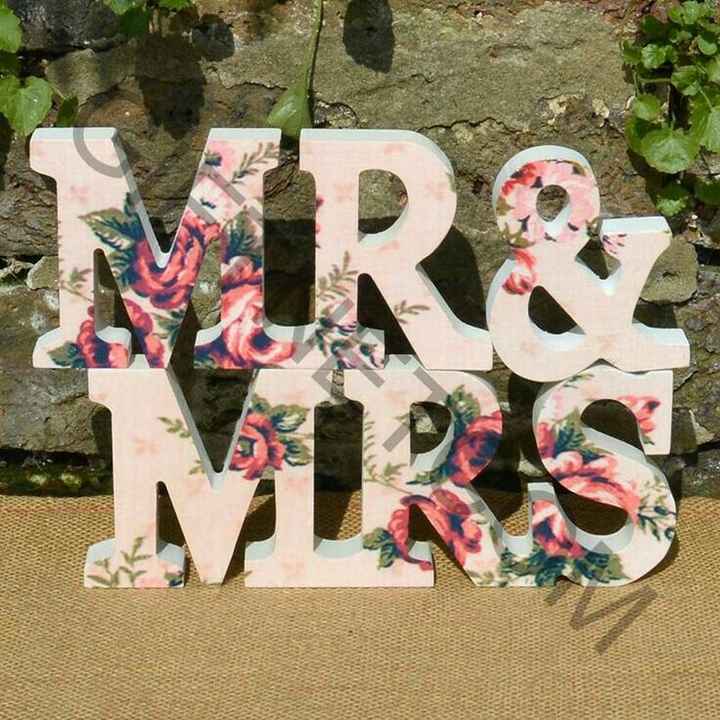 Mr & Mrs letras en rosa - 1