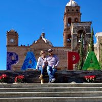 Reto con regalo: Sube una foto con tu pareja🎁 - 1