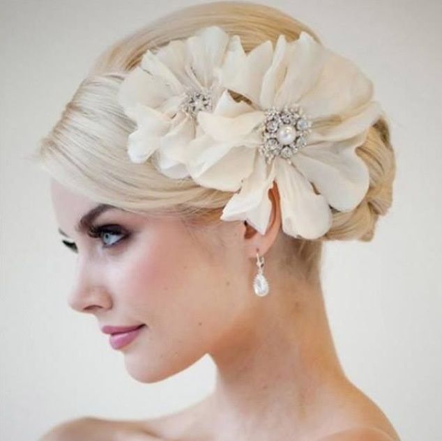 Tiara, flores o tocado - 1