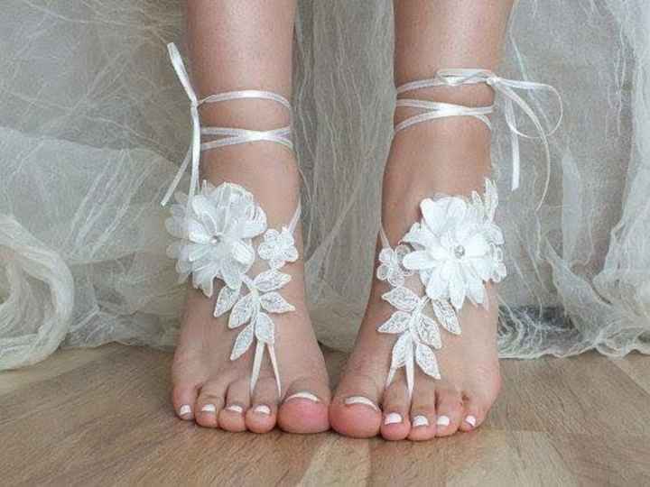 Zapatos en boda en la playa - 2